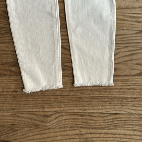 Joes Jeans Finn Distressed Ankle Skinny Jeans White size 26 EUC - Picture 6 of 9